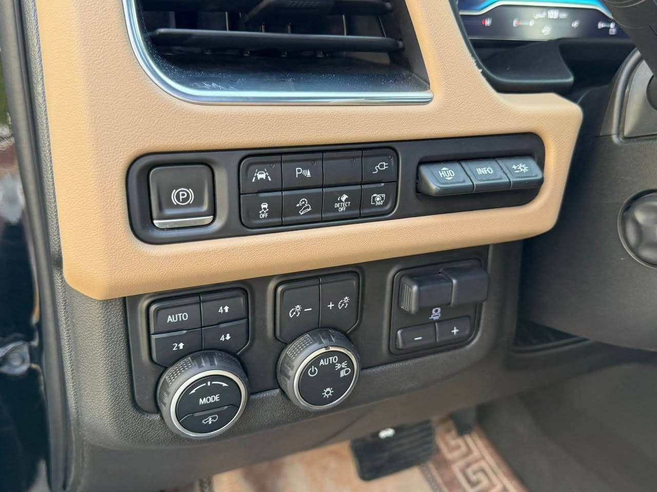 سلام عليكم تاهو للبيع 2022
بريمير
وكالة المنصور 
فول مواصفات 
جكات 
اربع كامرات
داتا شو 
بانورما 
بيه بارد شي قليل
رقم بغداد باسمي
سيارة مغلفه ppf
تحديد مسار 
ترحيب دوسات كهربائي
سعر 490$ وبيه مجال شي قليل 
المكان البصرة 
الاستفسار 
*********** البصرة, العراق
