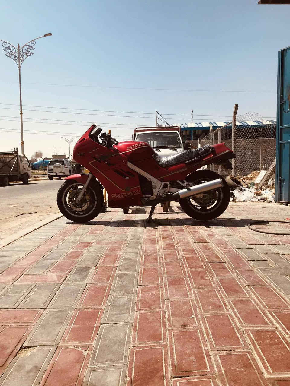 سلام عليكم حبايب زاسوكي مكفول كمرك كامل باسمي محرك الف ٢٠للمراوس ابسياره فقط وعلي صارت علي ٢٤ ورقه كربلا المقدسه ***********
