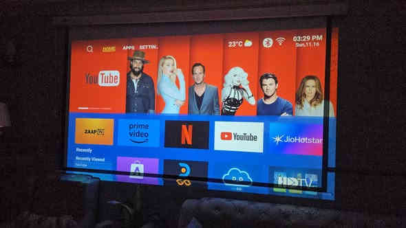 داتا شو مواصفات ممتازه
نظام اندرويد 13  وهو الاحدث

برامج تطبيقات
Youtube
Net flix
سوق بلي
ميزة العرض:
Full HD 1080p Native & 4K Support | الحد الأقصى لحجم الشاشة 534 سم (210 بوصة) | نسبة تباين  ونطاق ديناميكي 12000:1 | 450 ANSI

الاتصال: 2 × HDMI لتوصيل Set Top Box وFire TV Stick والكمبيوتر الشخصي / الكمبيوتر المحمول وDVD وPlay Station | 2 × USB | AV | مخرج صوت | شبكة محلية | بلوتوث 5.0 | واي فاي ثنائي النطاق

الميزة الخاصة: التركيز التلقائي | Keystone التلقائي + 4P & 6D Digital | وحدة معالجة مركزية رباعية النواة + وحدة معالجة رسومية MALI || 1 جيجابايت من ذاكرة الوصول العشوائي - 8 جيجابايت من ذاكرة القراءة فقط | واي فاي مزدوج
بلوتوث 5.0 | تكبير وتصغير رقمي || انعكاس الشاشة اللاسلكي

الصوت: مكبر صوت مدمج بتردد متناغم بقوة 5 وات | صوت بلوتوث
للحجز والاستفسار واتس اب
***********
