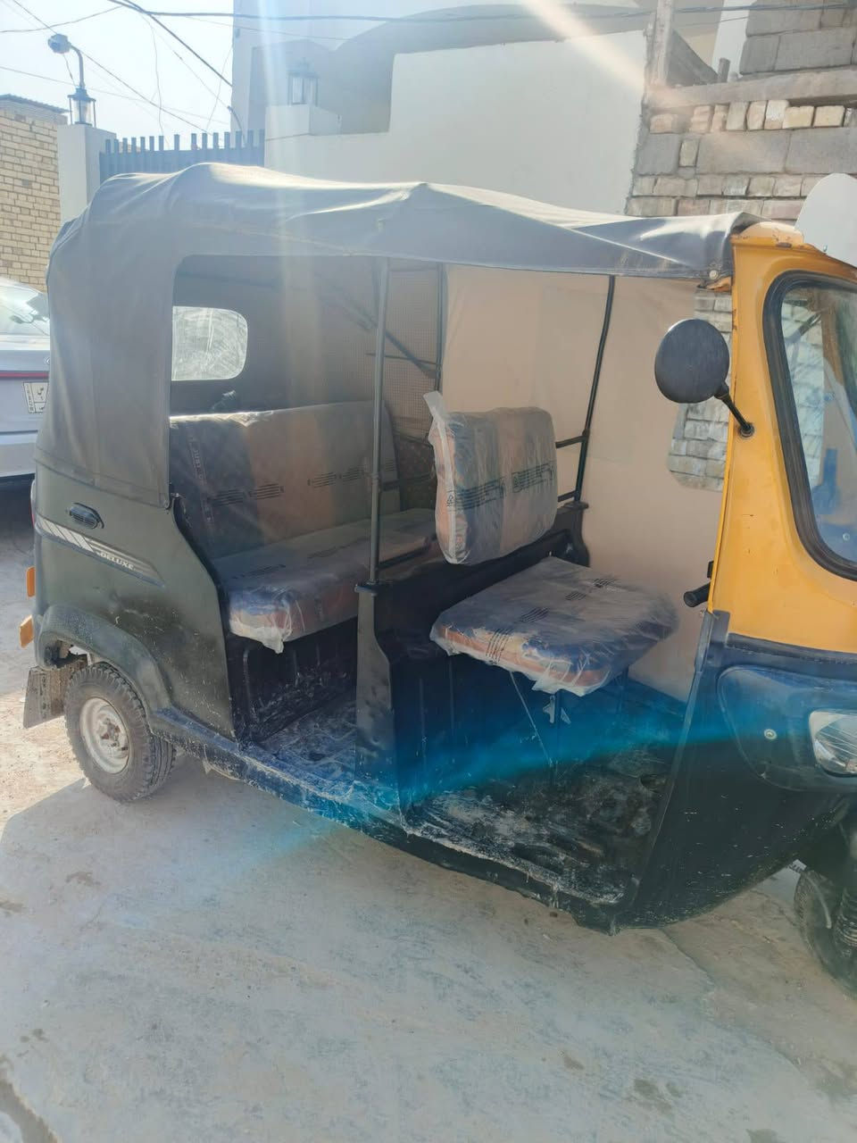 تكتك موديل 2017 نضيفة كلش اوراق كاملة السعر 3 مليون وربع الله شاهد حتاجيت على مود عملية مكاني بغداد شهداء السيدية ‏‪***********‬‏ تكتك ما ناقصهة اي شي كبل للشارع
