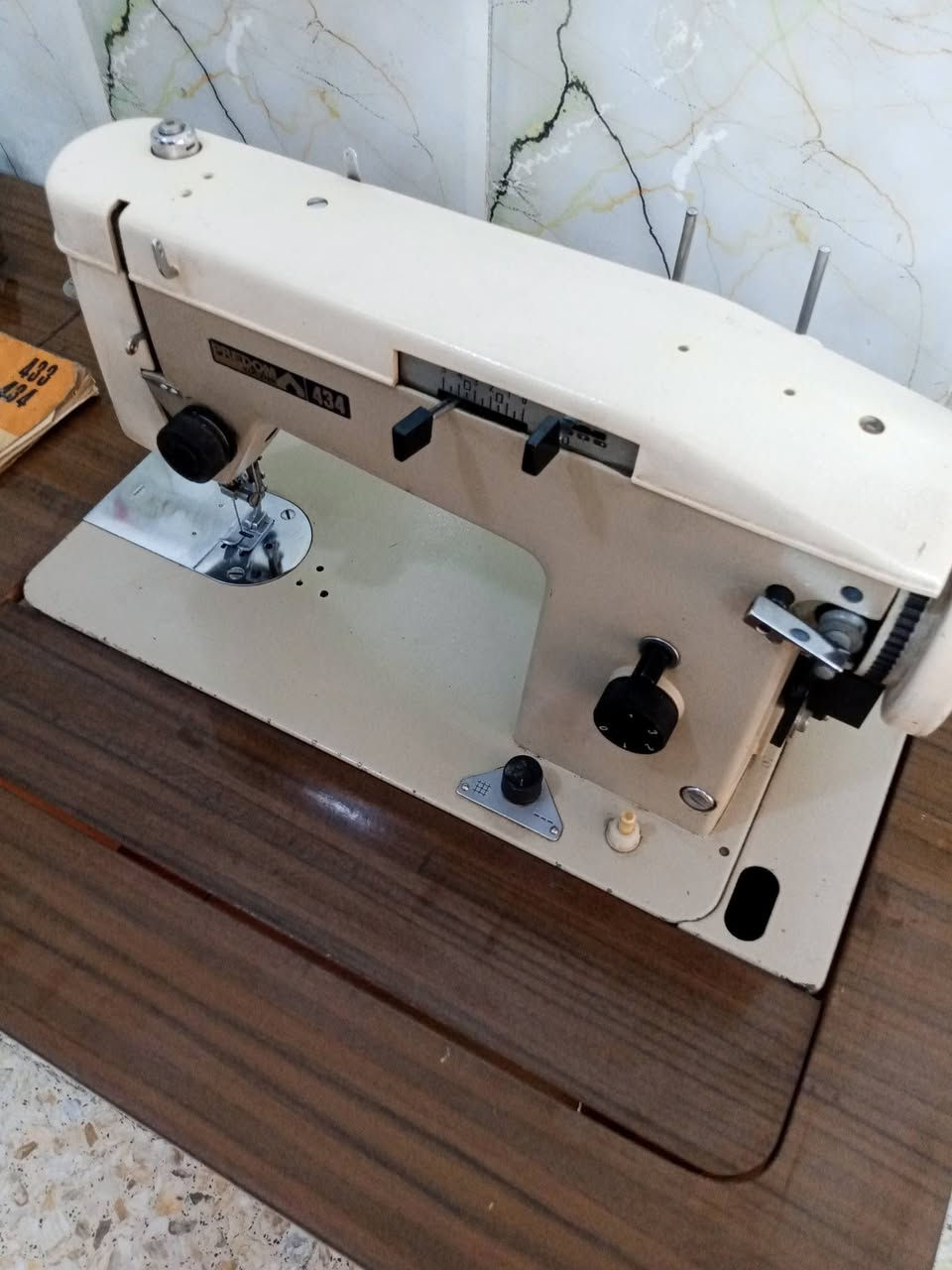 بولوني صنع بولندا توزيع #الاسواق_المركزيه_سنة 1976 الف #خياط_عدل_وزگزاگ  مكينه نضيفه جدا جدا  العنوان بغداد لايوجد توصيل


**إذا كنت صاحب هذا الإعلان وتريد حذفه لأي سبب، رجاءا أرسل رسالة إلى الدعم الفني**