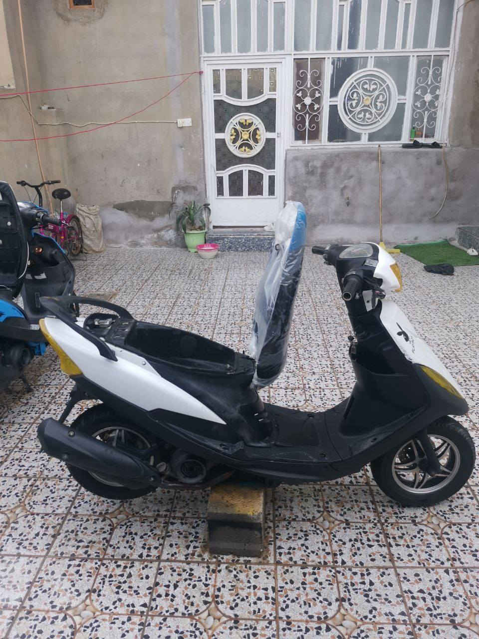 سلام عليكم ماكس عدله للبيع سعر 525 مجال قليل شغاله سلف هندر نكره بس سلف رادله راجز دبلات كهربايت شغاله مكينه مكفوله تنقيص وتبخير شلعه معدل هجم دراجه نواقصها بسيطه كلش مكان حصوه حي شهداء رقم ***********
