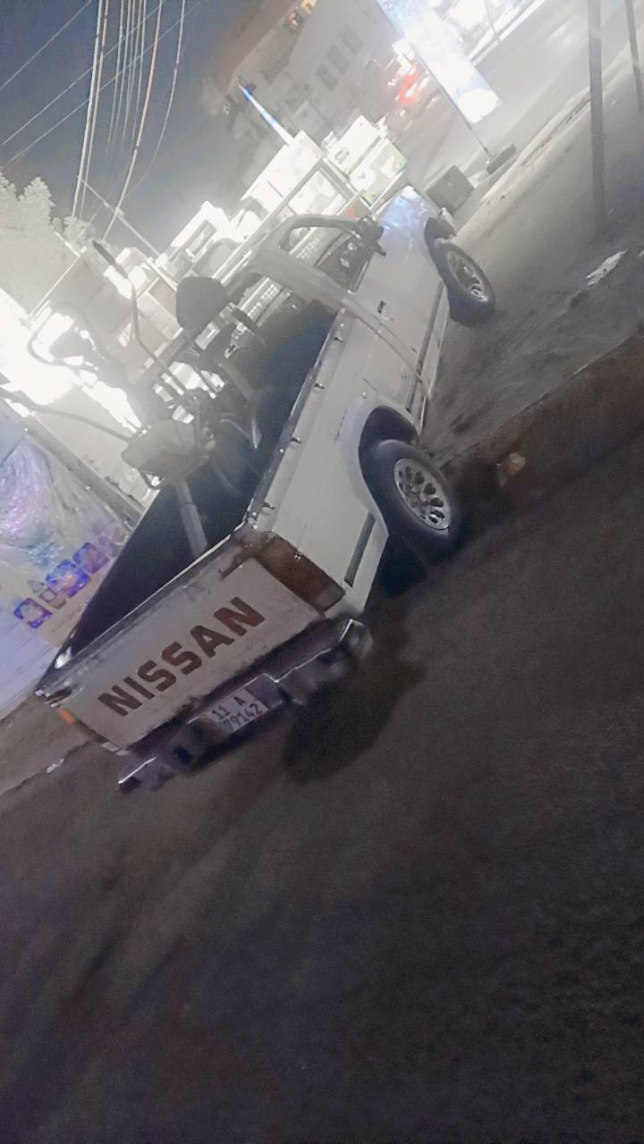 السلام عليكم..بسبب الوعود الكاذبه اعاده النشر
بيكم موديل 1988رقم بغداد انكليزي مكينه وكير واكسل خير من الله تخم تاير صدر امامي خلفي صار يومين بدلته كله مع وركات بيها خياسات قليله مكان بغداد مدينه الصدر السعر 28بيها مجال قليل ***********
