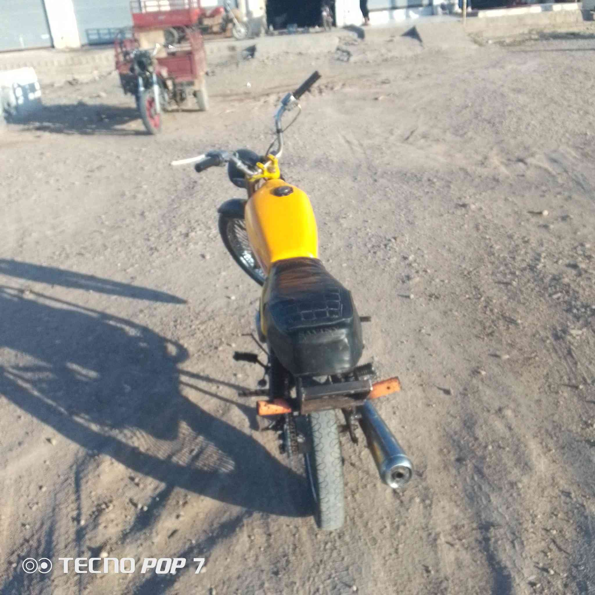 السلام عليكم شباب دراجه تايكر البيع موديل 2021سرعه ومعدر دراجه أصولي أي نقص مابيه دراجه حلوه مكينه خير من الله مكاني ديالى الخالص هبهب السعر 275وبيه مجال قليل مستعجل على بيعته محتاج


**إذا كنت صاحب هذا الإعلان وتريد حذفه لأي سبب، رجاءا أرسل رسالة إلى الدعم الفني**