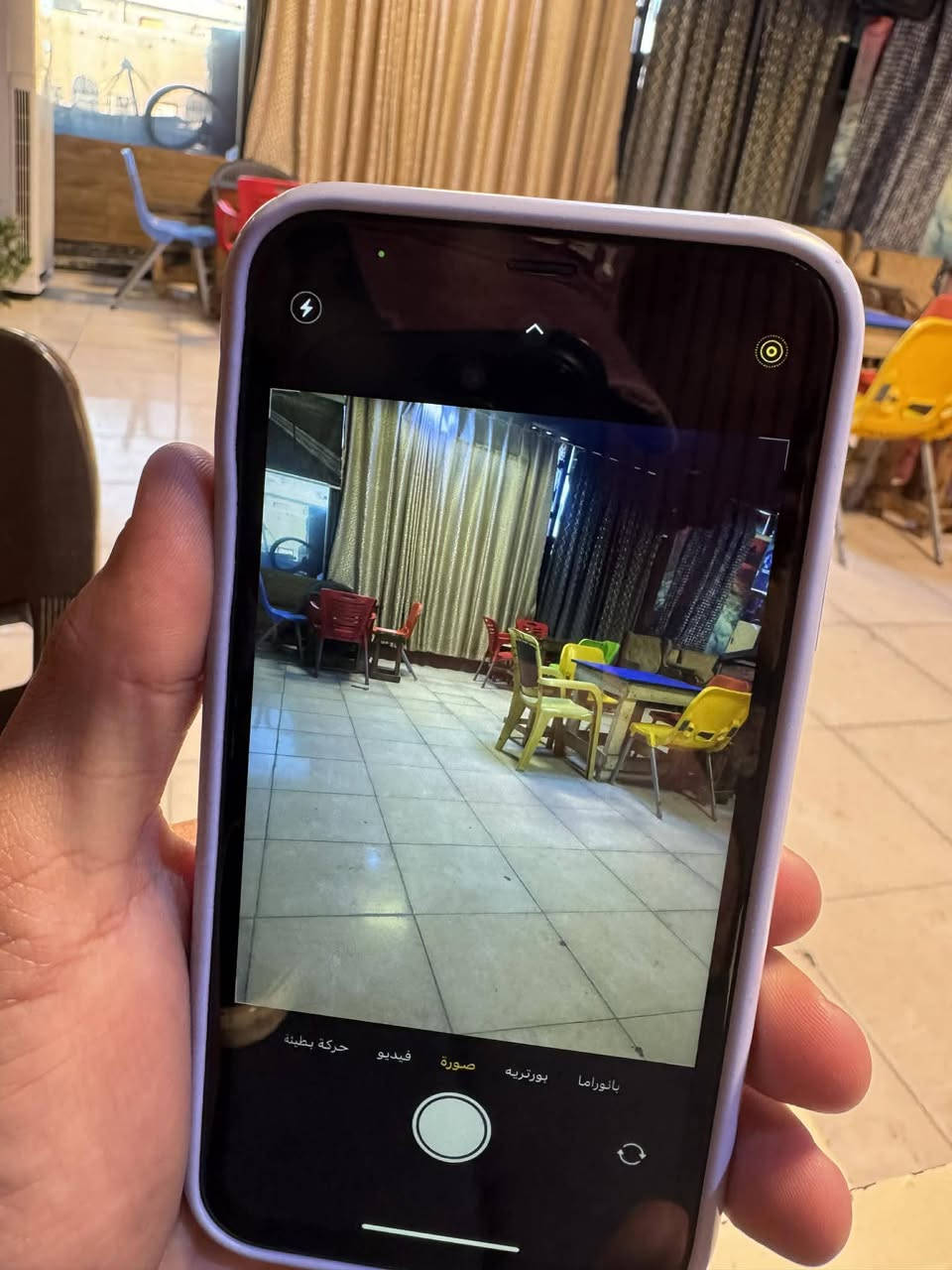 آيفون إكس آر لون اسود ع نيلي مميز ذاكره 128 الجهاز كل مكفول وشغال كامره صوت إتصال اللمس وكلش نظيف بعد انظف من الصور سعر الجهاز 140 وبي مجال بسيط العنوان بغداد المنصور رقم تلفون *********** وبي واتساب
