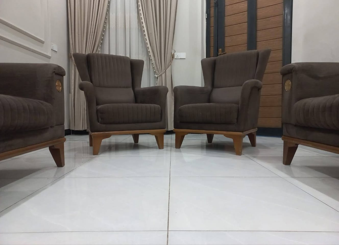 تخم تركي 8 مقاعد مودرن نضام سرير قماش جيكور سفج بولستر طبي نضيف جدا مبي اي ضرر اخو جديد سعر... 550 وبي مجال بسيط


**إذا كنت صاحب هذا الإعلان وتريد حذفه لأي سبب، رجاءا أرسل رسالة إلى الدعم الفني**