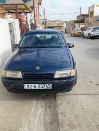 فيكترا • ١٩٩٠ • توماتيك