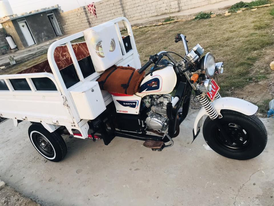 اسلام عليكم متاح للبيع ستوته موديل 2021 نضيفا خير من الله مكينه جديده برغي ما مفتوح بيها كهربائيات شغاله كلها اكسن لطش تواير جدد ستوتا ما عوزها بس باتري 😌 
مكانها ناصريه مركز ***********📞
