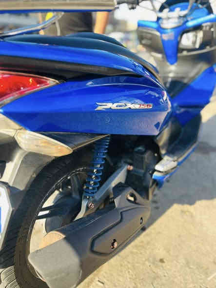 سلام عليكم
للبيع جيل اول Pcx
دراجه حلوة كلها بلادية مكينة ما مفتوحة الكفر بلادي بلحقيقة احلى من الصور كلش حلوه ومرتبة السعر 1450 العنوان بغداد مدينة الصدر
الاستفسار ***********
