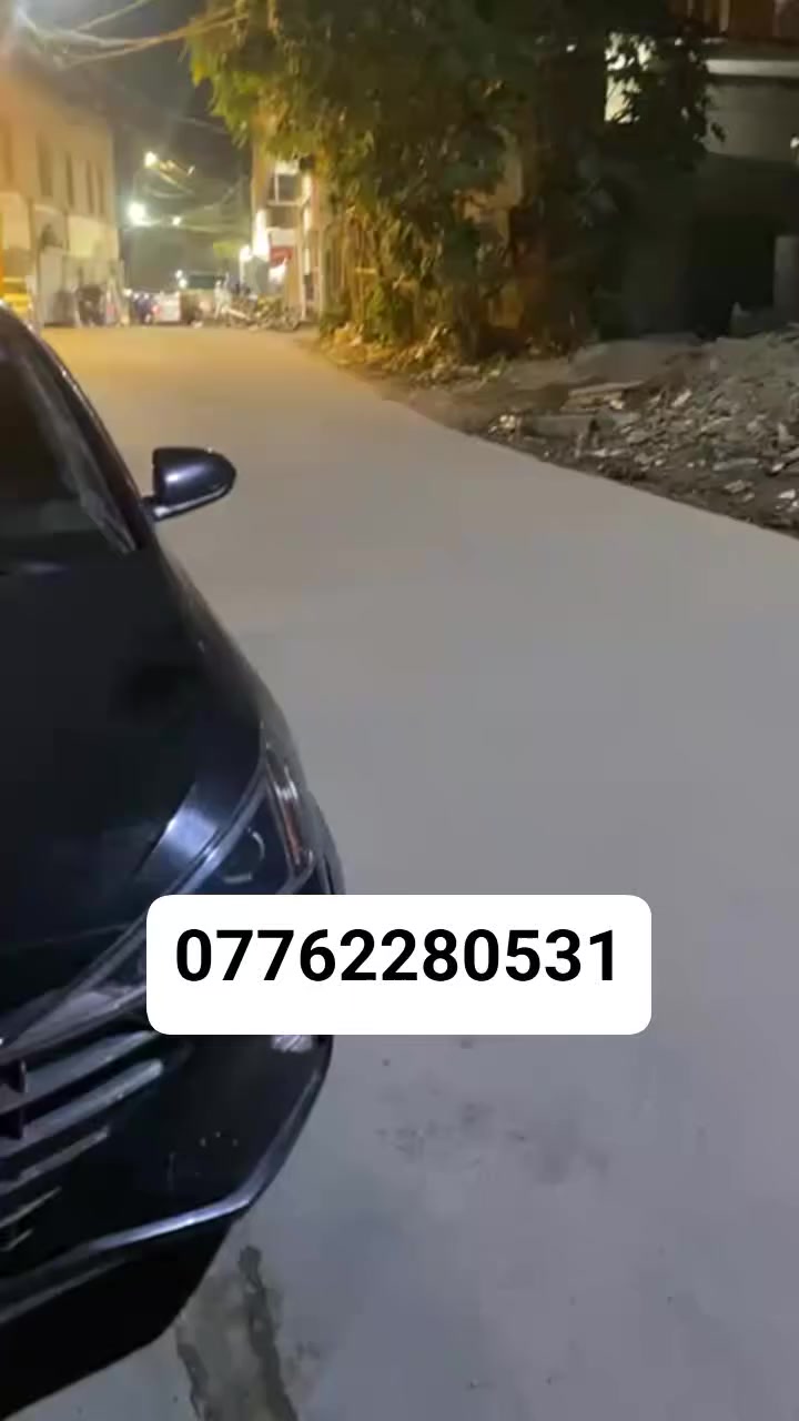 للبيع قطعه ٢٠٠مترديالى كورنيش نزلت شارع الحمام سوك ثاني قطعه تبعد عنه طابو زراعي سند ٢٥بسعر مناسب تواصل على رقم ***********
