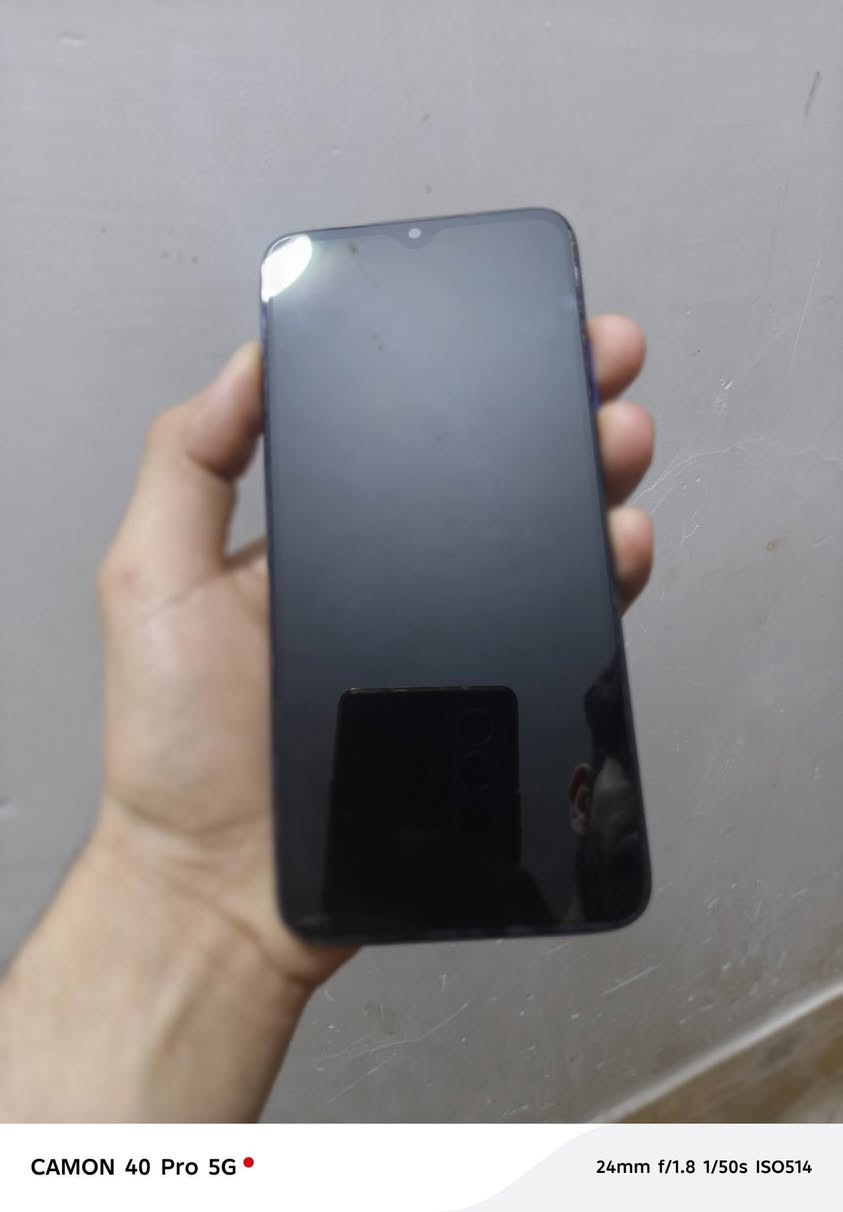 بوكو m3 
ذاكره 128  جهاز كلش سلس ونضيف
مابيه اي مشكله يدون ملحقات 
سعره 85 وبيه مجال حك جيه فقط


**إذا كنت صاحب هذا الإعلان وتريد حذفه لأي سبب، رجاءا أرسل رسالة إلى الدعم الفني**