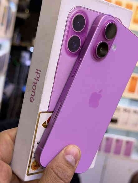 ايفون 16 ضمان وكاله ماستر شرق اوسط اصلي  
ذاكره 256 بطاريه 100 جهاز مشحون 3 مرات فقط نضافه حاله حال جديد 
كئنما هسه فاتحه داخل ضمان وكاله
مع ضمان من مركز سبوع وين ميعجبك افحص 
ملحقات كامله السعر 975 الف اقوى سعر 
العنوان بغداد البياع شارع عشرين 
هاتف ***********📞📞
هاتف ***********📞📞
