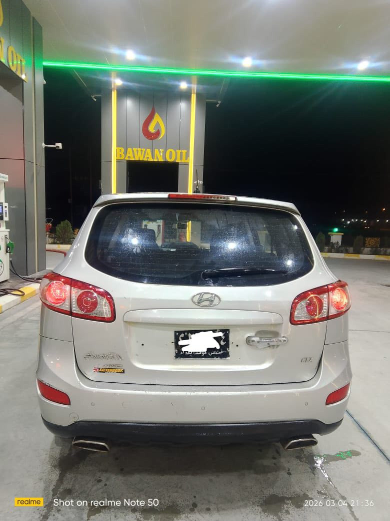 بەناوی خودای گەورە ❤
نمونەیە لە جوانی لـۆکک🔥.
بــــــــۆفـــــــــرۆشـــــتن 📢.
بڕاوەی دووبـەی 👑.
لــــۆۆۆۆۆۆۆۆک وەک شەریکە ماوەتۆ 📦📦.
سەیـەرەکە ماڵی دۆستە یەک دینار مەسرەفی تیا نەماوە سەقفـی شوشە نەبێ نەتەوێ
فوول مواسەفا لایت ڕەش سیستەم ئیکۆ 
گێـڕ و مەکینەی وەشەرت  
لەڕاستی جوانترە نەک بڵێی بەس ڕەسمە
تـایەو ویـلی لۆکککک🛞🛞. 
ناو دەرەوەی لۆکە ماشاللە 
فوول مواسەفاتە  بەس سڵاید نییە 
زەمانی هەموو شتێکی ئەکەم👍🏻👌🏻.
مەکینەو گێڕی وەشەرتە تەبریدی سارد و گەرم جایزە
سەیارەکە مۆدێلی (2010)یە 
سەیارەی مەعرەز نیە ماڵی دۆستە
بەدوای عەیبا مەگەڕێ ڕۆن و پاتری تایەو ویلی   هەمموی جایزە  
یەک تەقەو ڕەقەی تیا نیە برێکی مەسبووتە 
کەمێ مەجالی برایانەشی تیایە
لە قەلادزێ
ئەوە ڕەقەمەکەمە یان ئەدم بۆ بنێرە لە خزمەتام موشتەری نیت سەری خۆت و منیش مەهێشێنە
***********
