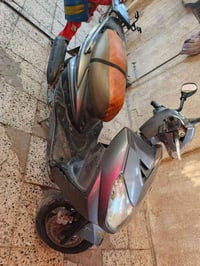 سكنس فحل يا باني مكفوله ماشيه 35الف محرك بل صندوك مكان الحريه السعر 8$...