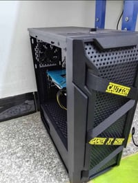 المواصفات : معالج i7 6700t  كارت الشاشة Rx 560xt 8g  رامات 8×2 ddr4  ب...