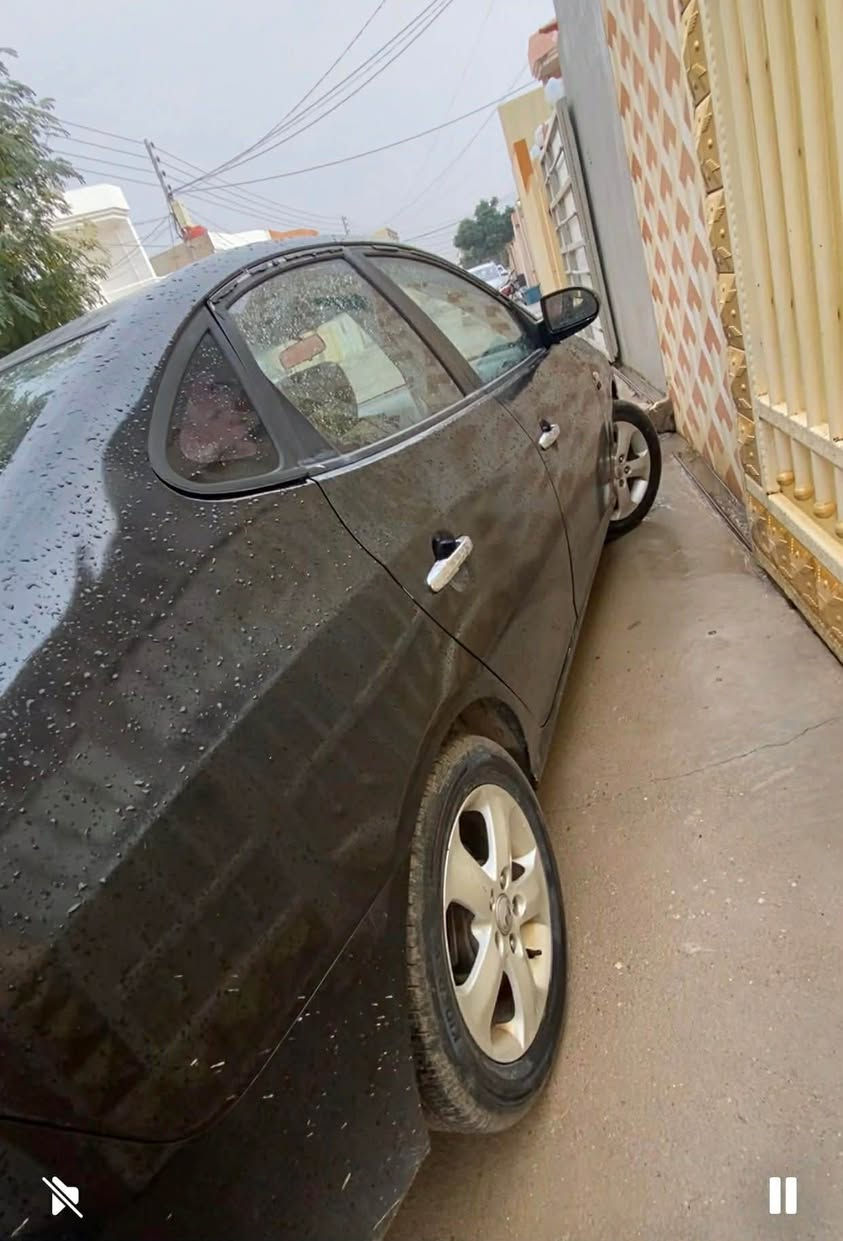 ئاڤانه تى مؤديل ٢٠٠٨ گيرو مةگينة بةشةره ت تةقةو ره قة بةشةره ت تةبريد ساردو گةرمة بةشةره ت چوار تاى لوك لةژيريتى ويلى ١٦ كوشن جلدو ئيتره  تةبريد لةمسة سؤكان ڤؤليومة  سلايت  و حاسة و فوول فوول تةنها بةسمة نية سقفةى وه ك شووشة لاشةى وه ك شووشة قةپ و قوبى نية 
سعره ى ٤٧وه ره قة 
*********** كيفري, ديالى
