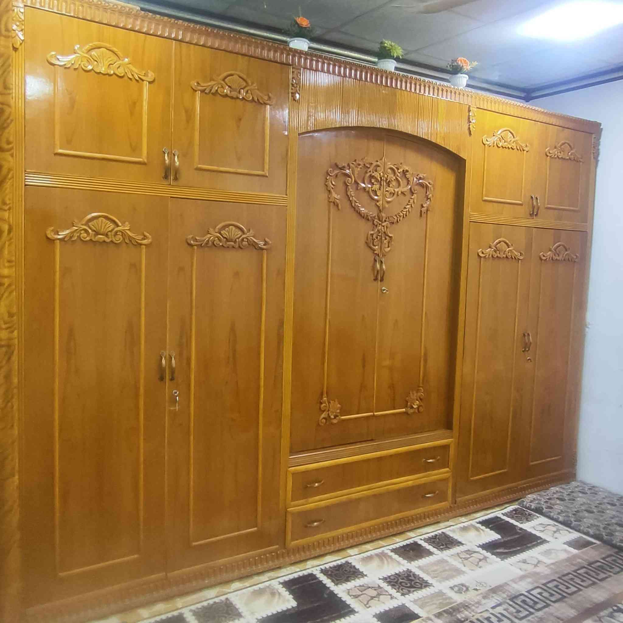 سلام عليكم
صندوق للبيع 
شرط نضيف ولا خدش مابيها
سعر 450 وبيها مجال
الحجم استندر 3 امتار ونص

كورك : ***********
اسيا : ***********
