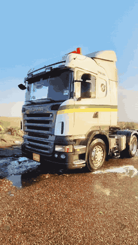 السلام عليكم سكانيا سحال خلفي البيع 2008 بس راس بلادي مگينه 420 سياره مرسمه 4 محور مكفوله كفاله عامه رقم الهاتف ***********
