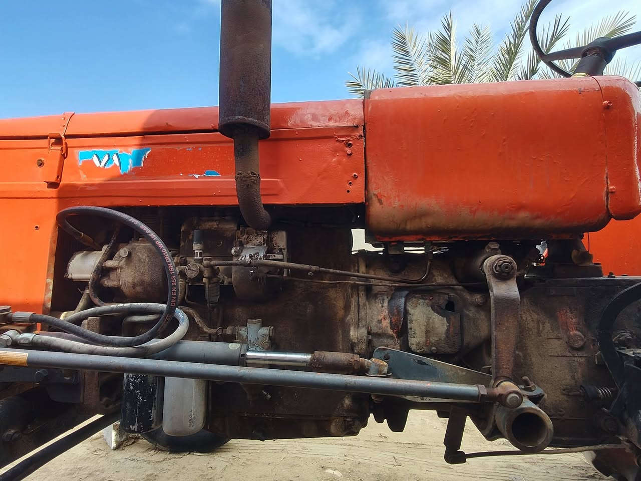 سلام عليكم عنتر البيع 86مكفوله كفاله عامه محرك جديد جهاز رفع جديد كير وضع شركه نكره سلف مابيه اي نقص مكان الحله سعرخاص الإتصال على الرقم ***********
