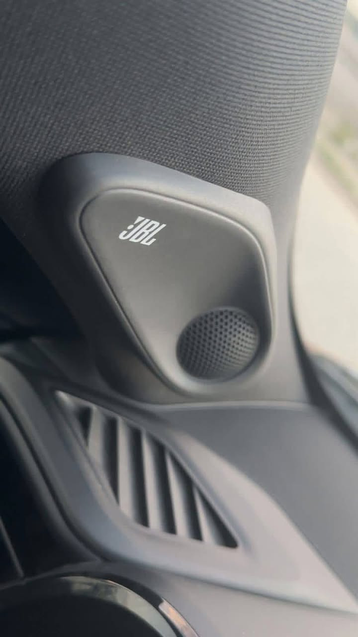 كراون ماجستا بلاتينيوم فووول موديل 2025 هايبرد 
مكينة 2400 تيربو
للبيع مراوس
صبغ فقط بنيد
1-ماشية 6000
2-كاميرات 4+12حساس
3-كشنات ميموري تدفئة تبريد
4- بانوراما+ لايت اربع عدسات 
5-ذاته شوب +شفتات +قيادة ذاتية توقف ذاتي ترحيب مري شفط شاحن 
6- رادار عدد 5 +نقطة عمياء تشغيل عن بعد جنطة كهرباء ويل 21 مختصر كلام فوووول مواصفات مكان بغداد
الاتصال ***********
