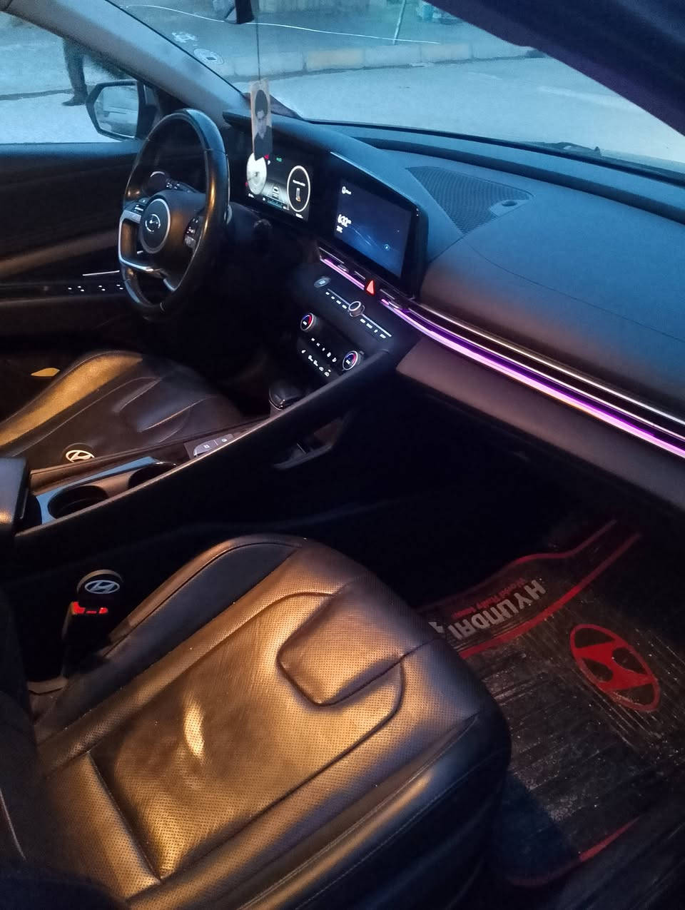 سلام عليكم النترا لمتتد فول 2021 امريكي حادث بابين مبدلات بلادي تفصيخ نفس الون ماشيه 100 لونهه سمنتي المميز مكينه دوش السياره بلاديه و كلش نضيفه عنوان كربلاء حي العسكري 150 السعر ***********
