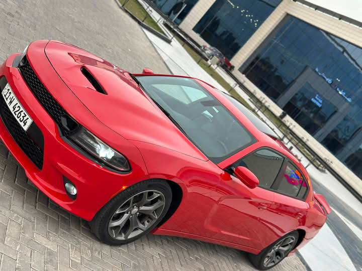 سلام عليكم شباب جارجرلبيع  موديل 2020 
رقم بغداد فول مواصفات ماشيه 114 الف
ضرر بنيد محدث وشبر راس جاملغ
السعر 230 مكاني بغداد الدوره
رقم ***********
