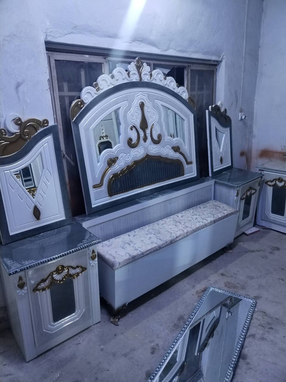 غرفه لبيع نجار سعر مليون100 تصال واتساب ***********ناصريه مركز
