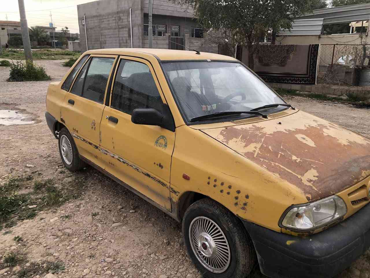 البيع موديل ١٢
تعمير جديد 
دواخل جديد
محرك جديد مابيه تبخير ابشرط 
رقم صدامي احمر 
شرط تحويل 
سيارةً بسه يحتاج صبغ 
مكان سياره ديالى خانقين سعر السيارة ١٤ ورقه بيه مجال 
سياره عليهه غرام ينزل من سعر 
سياره مابيه خياس 
***********
