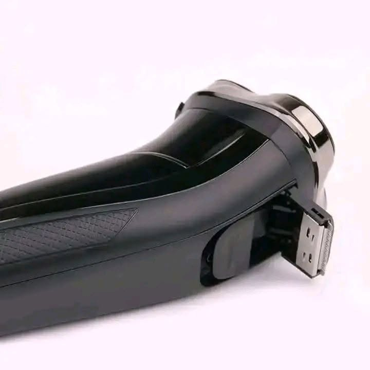 🔥 ماكينة الحلاقة VGR V-318 🔥
✨ احصل على حلاقة نظيفة ومريحة بكل سهولة
✅ 3 رؤوس حلاقة دوارة مرنة تتكيف مع ملامح الوجه
✅ شفرات حادة من الستانلس ستيل عالية الجودة
✅ شاشة LED لعرض نسبة البطارية
✅ بطارية قوية قابلة للشحن
✅ تشغيل لاسلكي لراحة أكبر أثناء الاستخدام
✅ تريمر جانبي لتحديد اللحية والشارب
✅ سهلة التنظيف ومناسبة للاستخدام اليومي
💰 السعر: 19,000 دينار عراقي فقط
🚚 توصيل مجاني إلى جميع محافظات العراق
📞 للحجز والاستفسار: ***********
