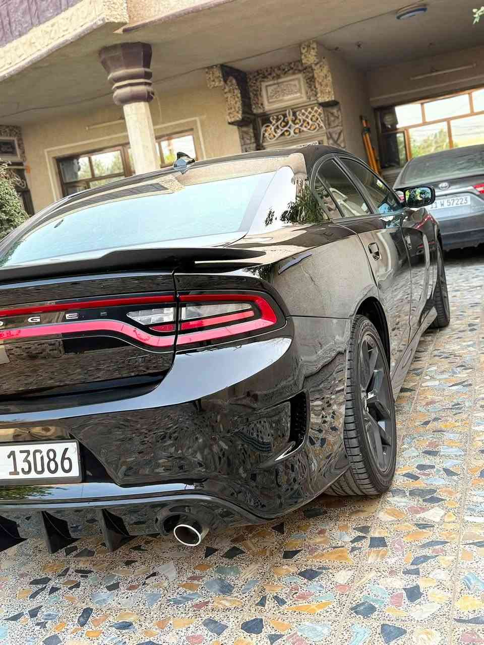 دوج جارجر موديل 2023  GT  امريكي حادث قطعه وحده صبغ جاملغ خلفي السياره جديده ماشيه 24 الف مغلفه ppf بل كامل 
رقم الهاتف واتس اب ***********
