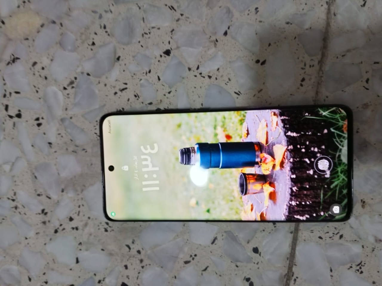 Honer X9b 5Gللبيع 
جهاز نضيف نضافه 100 
وياه شاحنته الاصليه كامله 
السعر 250 بي مجال قليل 
مكاني فلكه مال حي النصر 
رقمي *********** خابر ودلل موجود واتساب فقط
