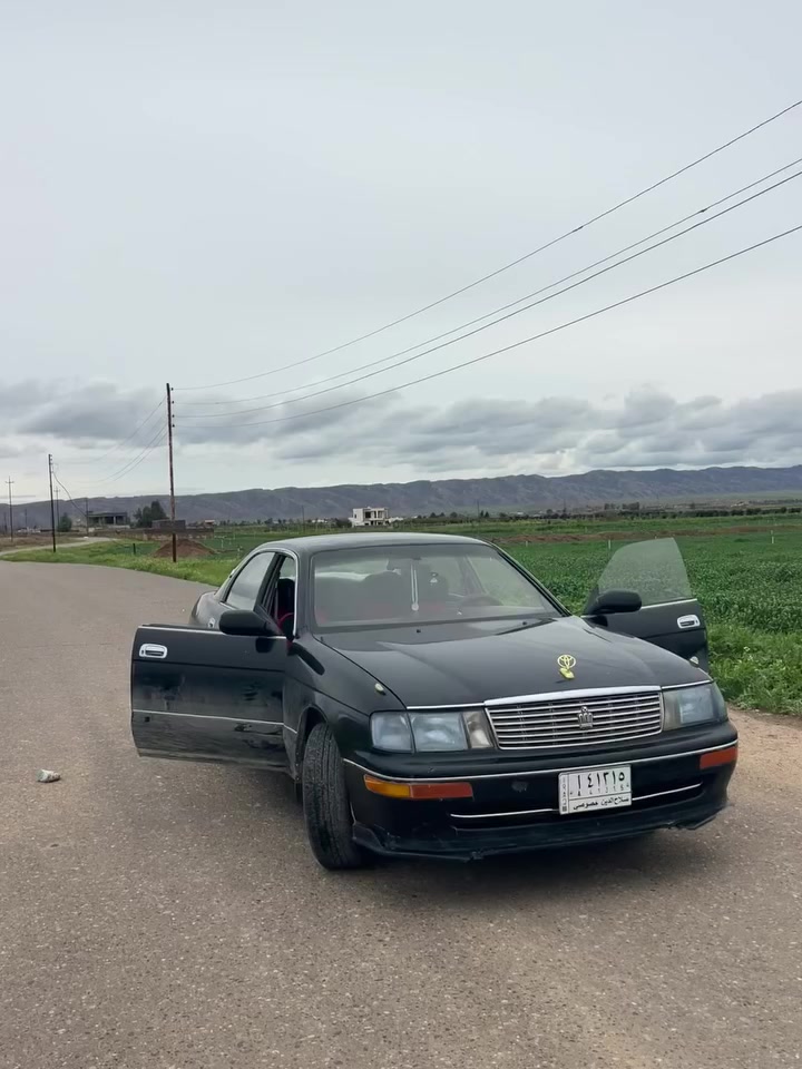 السلام عليكم تيوتا كراون بطه للبيع رقم صلاح الدين مشروع وطني سنويه لل 27 شرط التحويل والغرامات كهربائيات كله شغاله كير ومحرك شرط تبريد تدفئة شغالة صدر امامي خلفي جدد ترايك بصره السيارة جاهزه كامله على اخر حبايه 
باقي التفاصيل اتصل على رقم 
***********
مراوس بي ام 525
