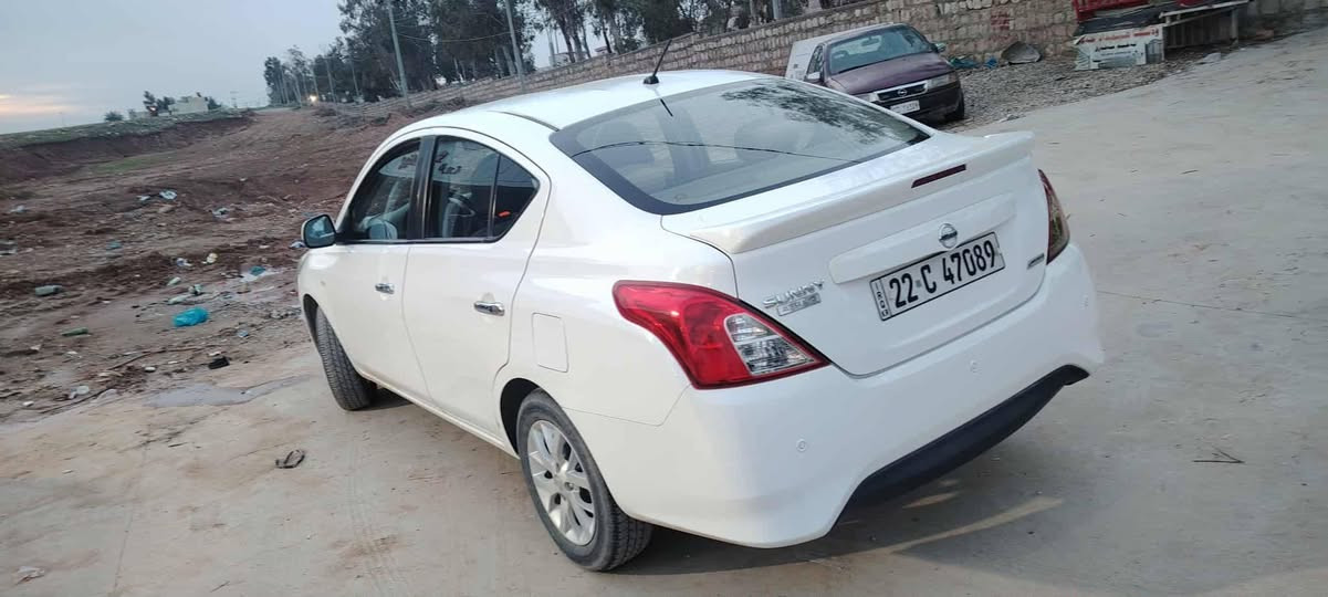 ***********
***********
نیسان  سەنی لاکشمیبای بۆ فرۆشتن
مۆدێل ٢٠١٦ یە بێ بۆیاغ بێ سارد  فول  فولە چوار جام کارەبایی و   تەبریت مەرکەزی ویل کەپ باڵ  فولی لاکشمیبایە ۱۱۰ هەزاری حەقیقی ڕۆیشتووە بە شەرت سەنەوی نوێ نرخی [99] گەڵایە  ژ.م 
***********
*********** كويسينجاك, أربيل
