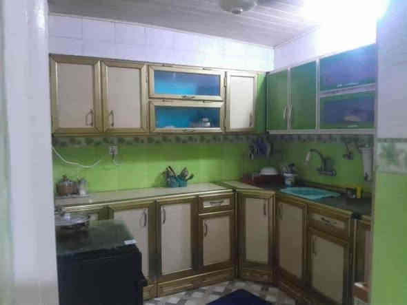 للبيع دار طابقين حجة دبل ڤاليوم 

المساحة ١٨٠ متر 

السعر ب ( ١١٠  ) مليون وبي مجال 

الموقع - قضاء بلد - منطقة الجويده / مقابل مستشفى الاستشارية - داخل فرع 
 

المواصفات 

 ٢ غرفة نوم 
صاله  
استقبال    
مطبخ 
كراج 
بناء طابوك  
صحيات للطابقين 
سطح شيلمان للغرفتين فقط ومسلح 
   
 - *********** - ***********
