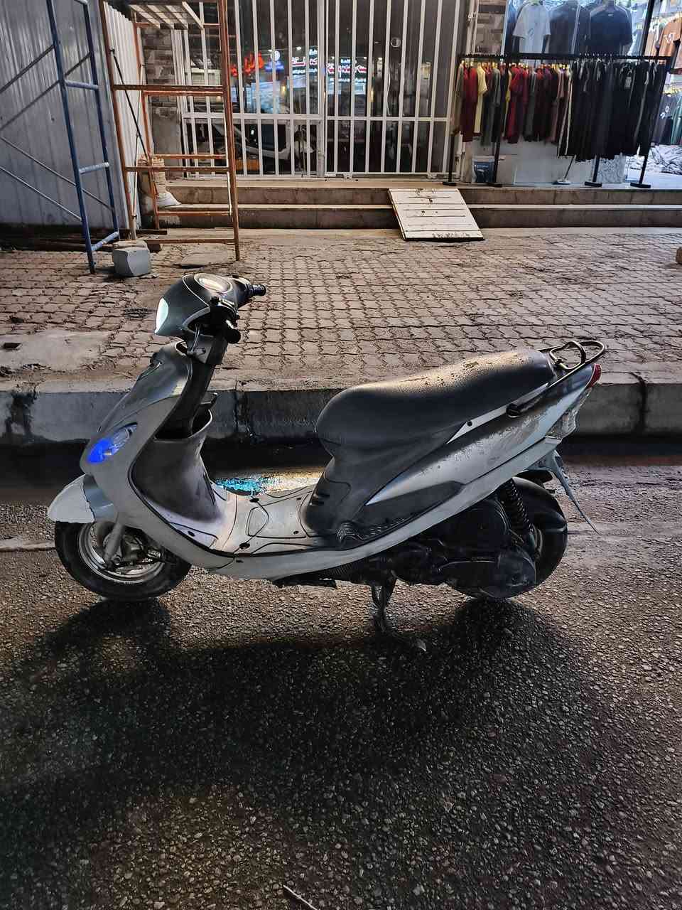 ماكس منغولي نضيفة جدا بلادية مابيها نقص سلف هندر كهربائيات سعر 550 الف قفل
***********
