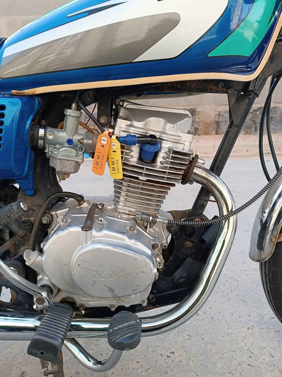 السلام عليكم دراجه اربعه كير للبيع شاصي ارشا 2019 اوراق اصولي محرك نامه شلامجه اصلي وغراض الدراجه كلهه شلامجه الاصلي (***********)
