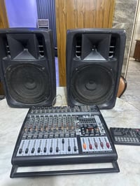 مكسر للبيع صوت نقي سماعات واضحات و عاليات الصوت شركتهن معروفه نضيفات ا...