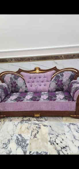 للبيع تخم مقاعد ١٣ سعر ٥٠٠ وعنوان فلوجه حي جولان رقم *********** للإستفسار
