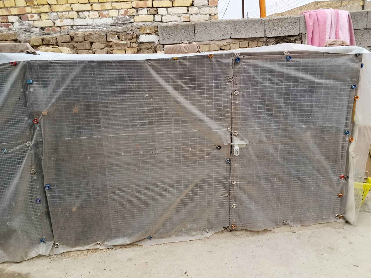 السلام عليكم
عندي اقفاص حديد ثنين واحد طوله مترين ونص ورتفاع متر ونص والثاني متر ونص مربع لبيع الشراي ينتصل مكاني الصمود شارع المدارس  ***********
