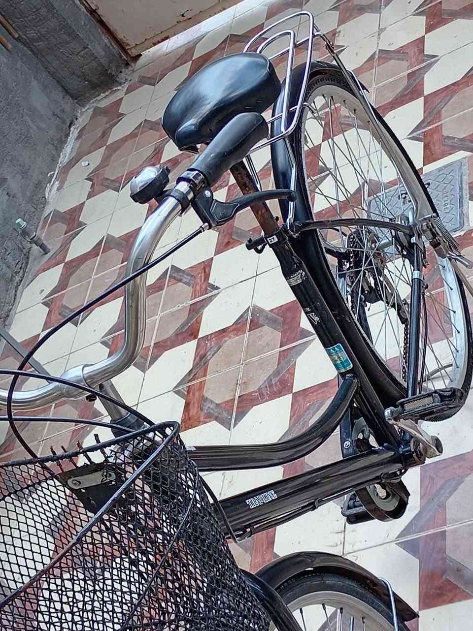 سلام عليكم باسكل اللبيع نضافة 100 ٪ حجم 27 السعر 90 بي مجال


**إذا كنت صاحب هذا الإعلان وتريد حذفه لأي سبب، رجاءا أرسل رسالة إلى الدعم الفني**