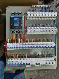 تاسيس كهربائيات عامة وصيانة عامة وتصميم وترتيب بوردات السيطرة وتشطيب ك...