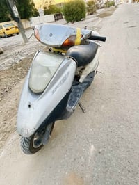 شباب دراجة بريز مكينه خير من الله السعر ٣٢٥ بيها مجال نقصها باتري فقط ...