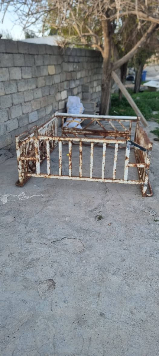 جە م جە ی مە رزیە ی 4قولاب
125هە زار ژ.م*********** أربيل, العراق
