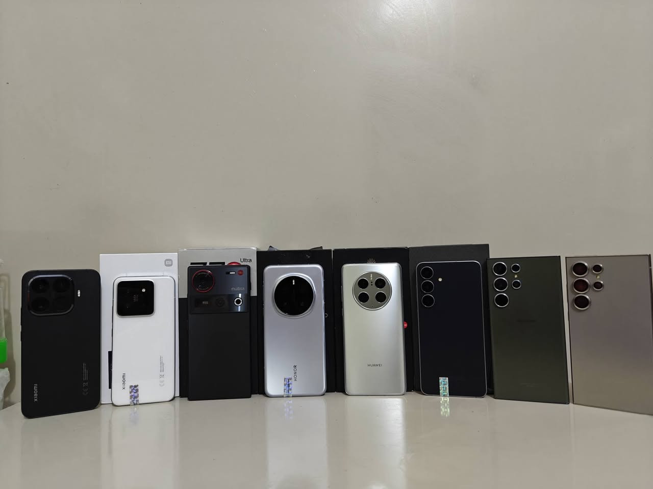 متاح مجوعة اجهزه نضافه 100بل 100 وضمان مكفوله من كلشي شرط الفحص مكاني كربلاء للتواصل على الرقم  ***************************
هونر ماجك 7 برو ذاكره ٥١٢ الجهاز اخو الجديد شخط مابي مكفول غراض كامله  سعره 875 قفل بدون عمله

نوبيا z70الترا الجهاز نضيف كلش ومكفول وياه الكارتون سعره 725

ريلمي جيتي 5 برو الجهاز مكفول حتى من الشخط سعره ٥٠٠

شا مي ١٤ ذاكره ٥١٢ روم عالمي اخو الجديد مكفول من كلشي وياه كارتون سعره ٥٧٥ 

هواوي ميت 50برو الجهاز اخو الجديد شخط مابي سعره 440

كلكسي اس 25FE الجهاز مستعمل يومين بس جديد غراض كامله سعره 700

كلكسي اس 23الترا  الجهاز نضيف كلش ومكفول شرط الفحص سعره ٧٠٠

كلكسي اس 24 الترا خطين الجهاز نضيف واي خلل مابي 800

شاومي 15تي برو ذاكره 512الجهاز اخو الجديد ومكفول من كلشي سعره 700 

 جميع الاجهزه مكفوله من كلشي وشرط الفحص والسعر بدون عمله لكول الاجهزه
