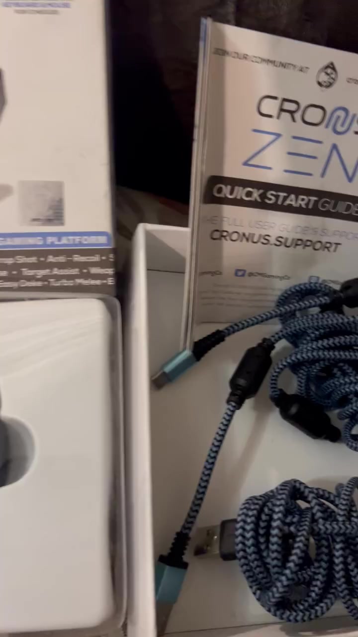 كرونكس زين (Cronus Zen) أصلية - بحالة الوكالة (كامل الملحقات) 🔥
للبيع قطعة Cronus Zen الغنية عن التعريف، القطعة شبه جديدة (أوبن بوكس) واستخدام جداً نظيف ومحافظ عليها حيل، يعني كأنك مشتريها اليوم.
• الحالة: نظافة 100% (مثل ما موضح بالصور)، ولا شخط ولا طخة.
• الملحقات: الكرتونة الأصلية موجودة + جميع الوايرات (الأسلاك) الأصلية كاملة ومكملة بدون أي نقص.
• الأداء: القطعة شغالة وما بيها أي مشاكل تقنية، وتدعم كل الأجهزة (PS5, PS4, Xbox, PC).
⚠️ شرط الفحص: القطعة أصلية وشرط على الفحص، وإذا لكيت بيها أي خلل أو نقص بالملحقات، أخذها بلاش ومنا مني هدية!
📍 الموقع: بغداد - المنصور.
💰 السعر: 120,000 دينار (وبي مجال بسيط للشراي، وتشلع عيوني).
للتواصل: [***********] أو مراسلة الخاص.
