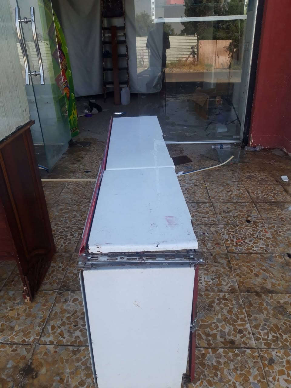 عارضه جبس عارضه نسأتل مع ميز السعر ٢٥ الف للاتصال ***********
