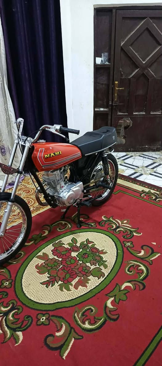 السلام عليكم للبيع 4 كير الشاصي موديل 16
تعمير كله 26... والمكينه اول تبديله دهن شرط اصلي
مكاني كوت حي الحكيم 
‏‪***********‬‏
مكلف بالنشر... اتصل
