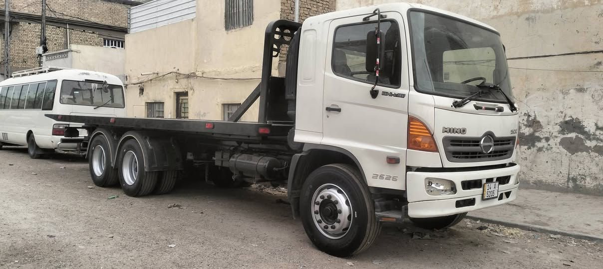 للبيع هينو شيطان سكس صطحه يسره بلاد موديل 2007اصل 10برغي تريد كامله تريد شاصي سياره جديدهه
***********
