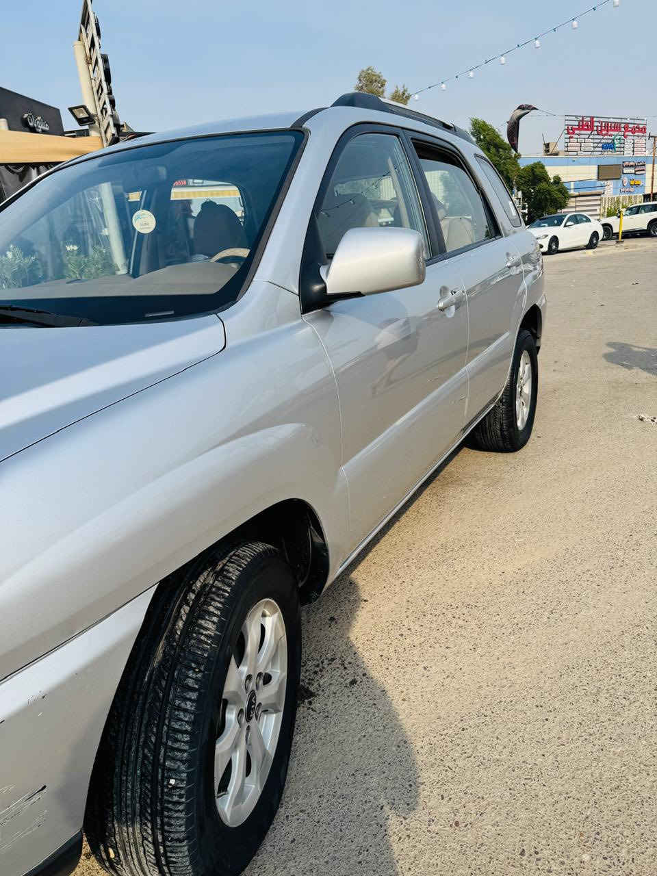 سبورتج موديل 2010 ( خـليـجـي )
جديده بدون ضربه و صبغ و تبديل 

بغداد

 4 سلندر مكينه 2000

و ABS

كير ومكينه وحداديه بالكارتون 

 4 دسك 

تخم تاير جديد 

تبريد ثلج 

داخل نظيف جداً  

ويل كب 

اAUX 

ماشية 164000 كم 

سياره جاهزه وجديده متذب عليها الف

 وماعايزه برغي نصبه وتراي كلش حلو 

رقم صاحب سيارة ***********

.
