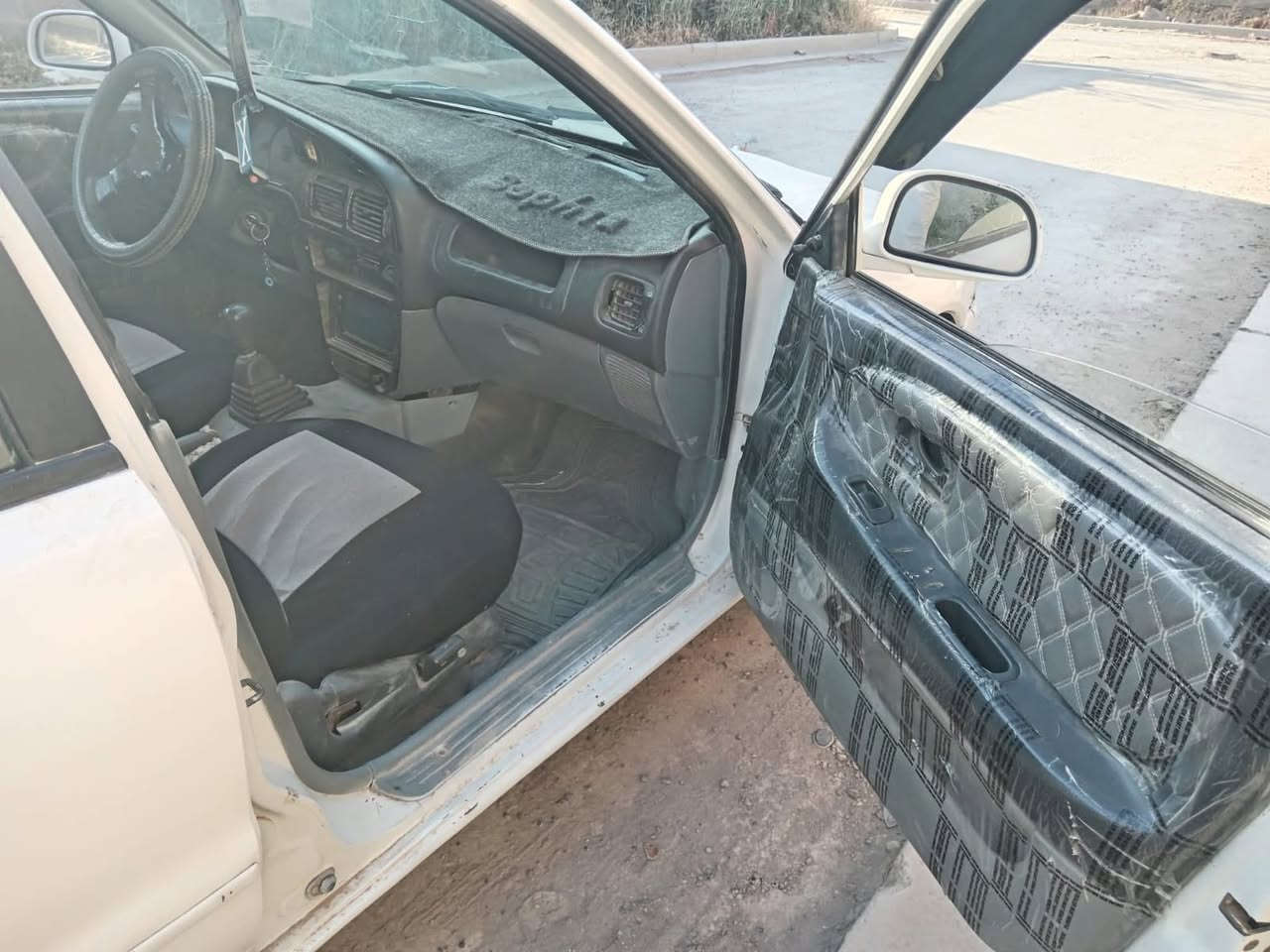 للبيع بروتون 2002
رقم بغداد دولي باسمي 
محرك مكفول 
كير عادي
 حداديه جديده
صبغ حزام للجمالية
السعر 40 وبيه مجال
مكاني /ديالى /بعقوبة
***********
